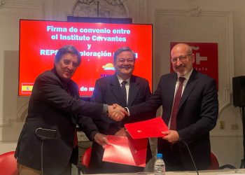 Embassy overseas Repsol signing of Euro 30,000 agreement with Cervantes Institute for teacher training and Spanish language distant learning in Libya