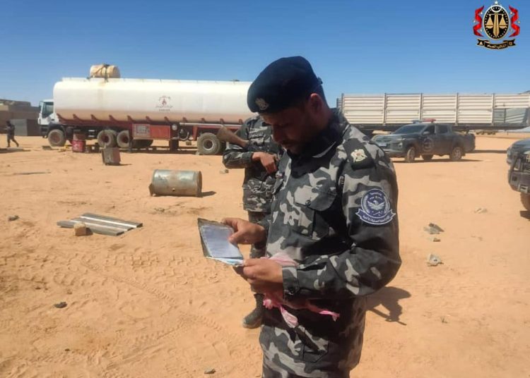 Criminal procedures against 21 expats and 3 citizens in south Libya in possession of 310,000 litres of petrol intended for smuggling