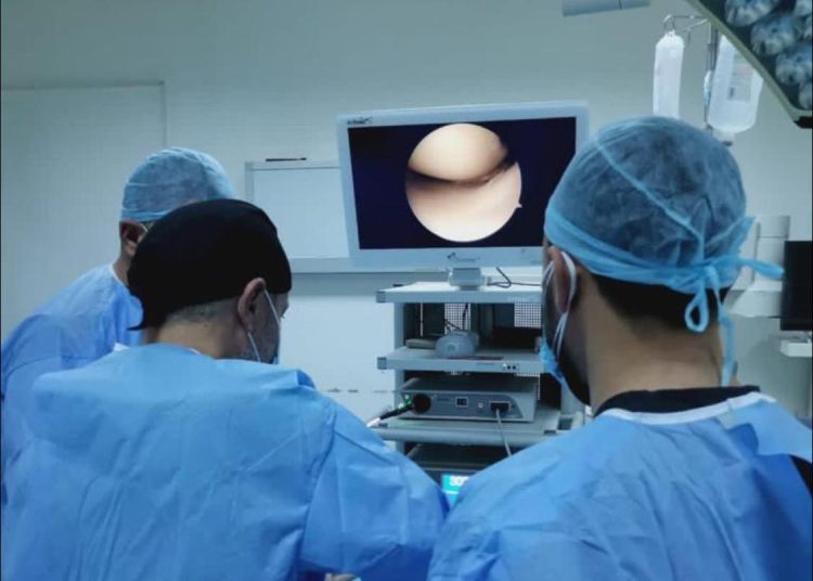 After a ten-year stoppage, Al-Khadra hospital resumes keyhole knee surgery