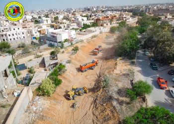 Public Service Company clears Wadi Mejeneen valley, Ministry inspects valley