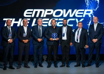 Libya’s Al-Fath Agricultural Equipment Company wins MENA Best Sales Award for New Holland tractors